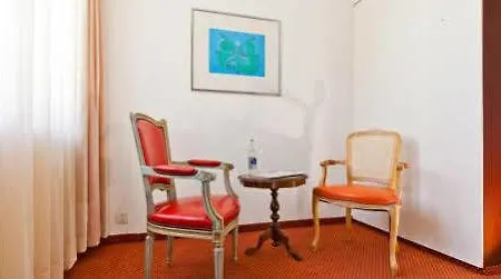B-smart Hotel 3*